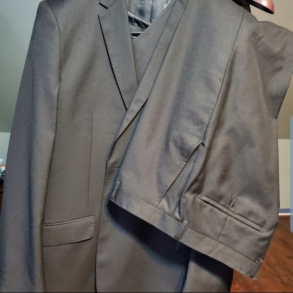 3 Piece Slim-Fit Black Suit (NWOT)